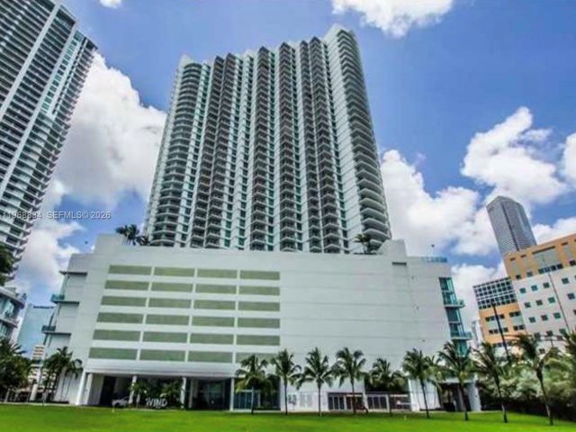 Apartment for rent  Unit #3310 - photo 7489597