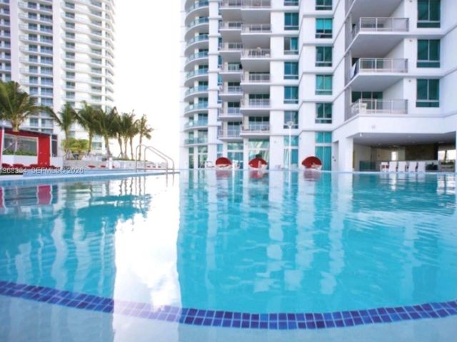 Apartment for rent  Unit #3310 - photo 7489599