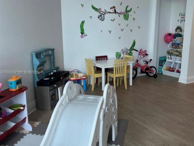 Apartment for rent  Unit #3310 - photo 7489602