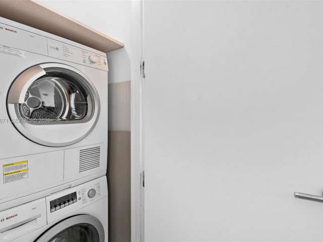 Apartment for sale  Unit #703 - photo 7530696