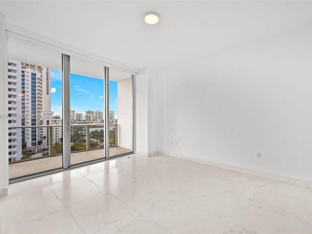 Apartment for sale  Unit #703 - photo 7530701