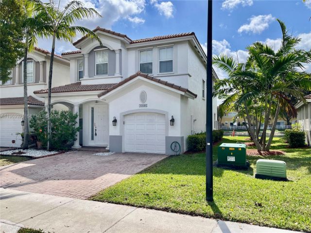 Home for rent at 10844 NW 84th St - photo 7486301