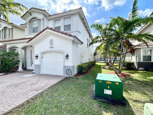 Home for rent at 10844 NW 84th St - photo 7486302