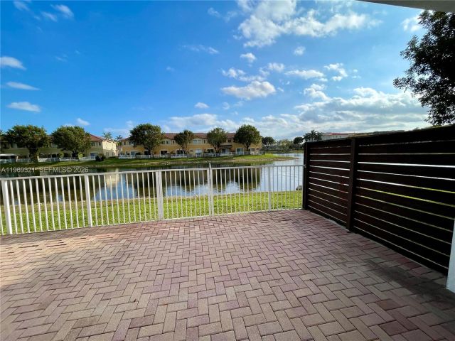 Home for rent at 10844 NW 84th St - photo 7486311