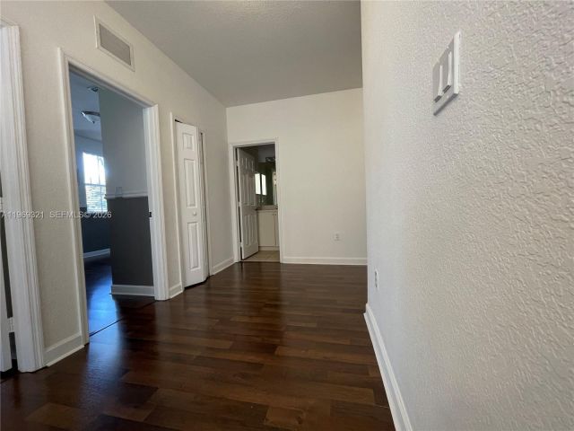 Home for rent at 10844 NW 84th St - photo 7486316