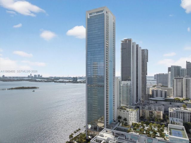 Apartment for rent  Unit #1406 - photo 7497803