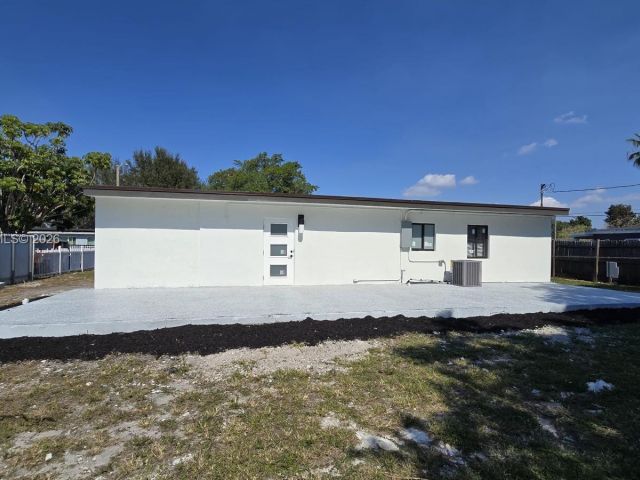 Home for sale at 1910 NW 134th St - photo 7465363