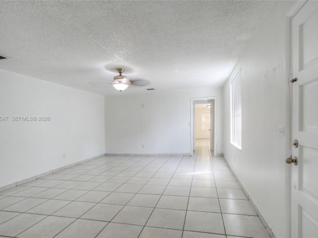Home for rent at 3001 NW 102nd St - photo 7466073