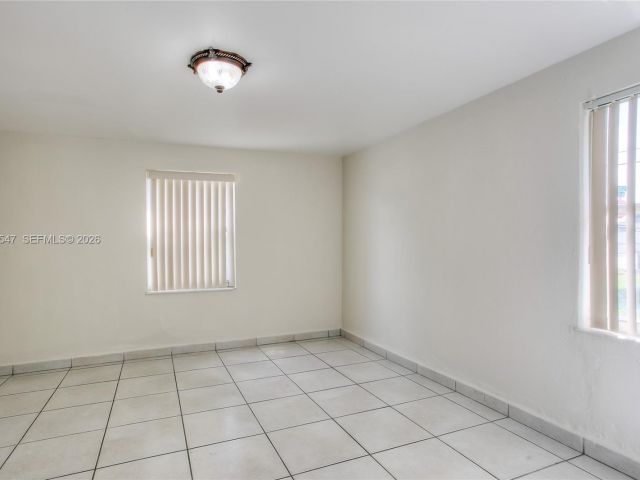 Home for rent at 3001 NW 102nd St - photo 7466075