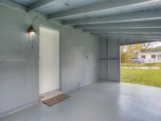 Home for rent at 3001 NW 102nd St - photo 7466083