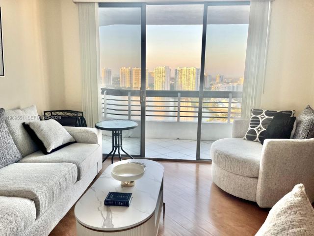 Apartment for rent  Unit #2504 - photo 7504118