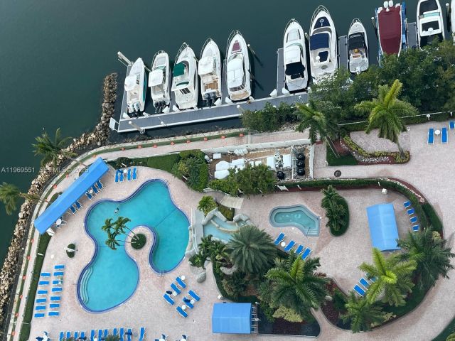 Apartment for rent  Unit #2504 - photo 7504126