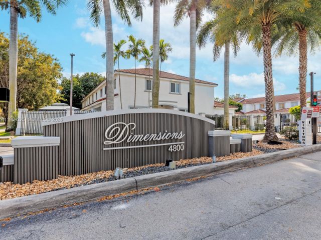 Home for rent at 11512 NW 48th Ter # - photo 7484512