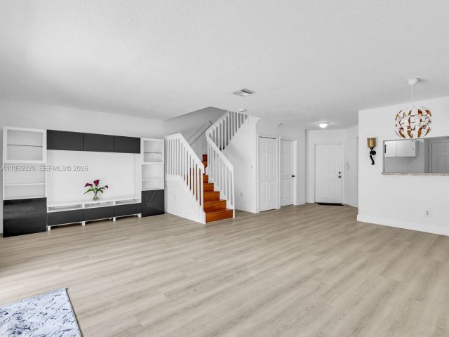 Home for rent at 11512 NW 48th Ter # - photo 7484519