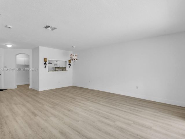 Home for rent at 11512 NW 48th Ter # - photo 7484521