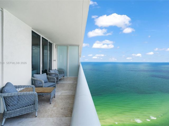 Apartment for rent  Unit #4304 - photo 7499628