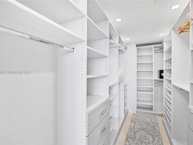 Apartment for rent  Unit #4304 - photo 7499640