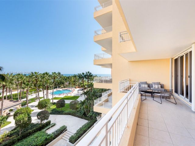 Apartment for sale  Unit #605 - photo 7491873