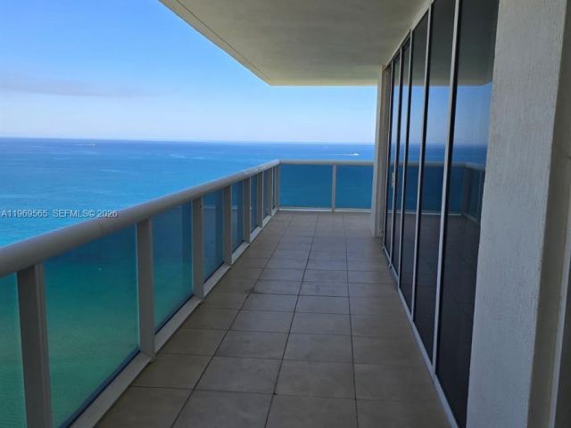 Apartment for sale  Unit #2701 - photo 7530719