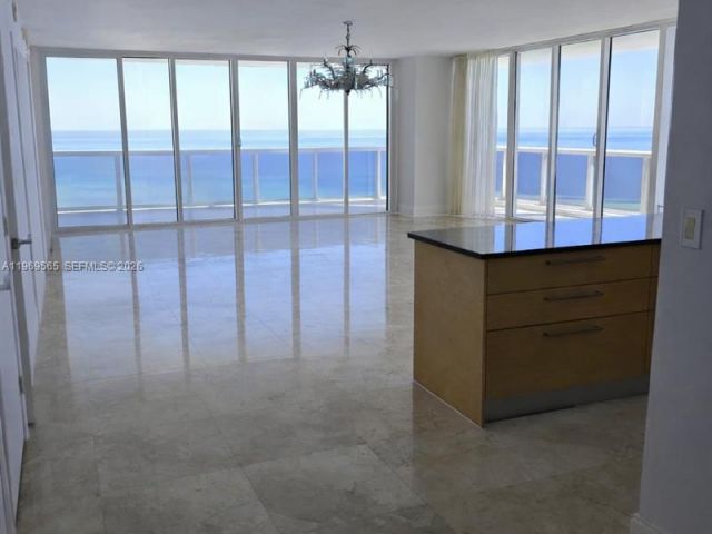 Apartment for sale  Unit #2701 - photo 7530722