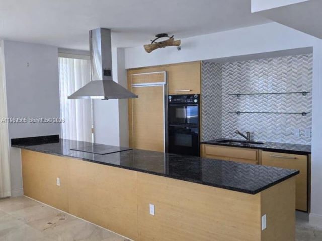 Apartment for sale  Unit #2701 - photo 7530728