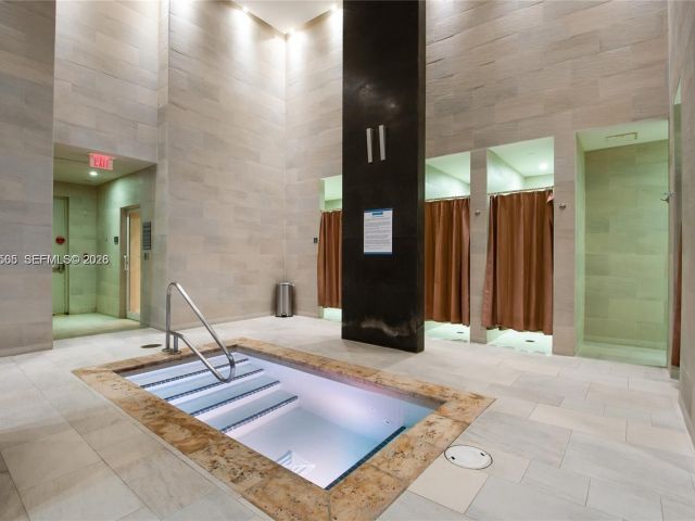 Apartment for sale  Unit #2701 - photo 7530731