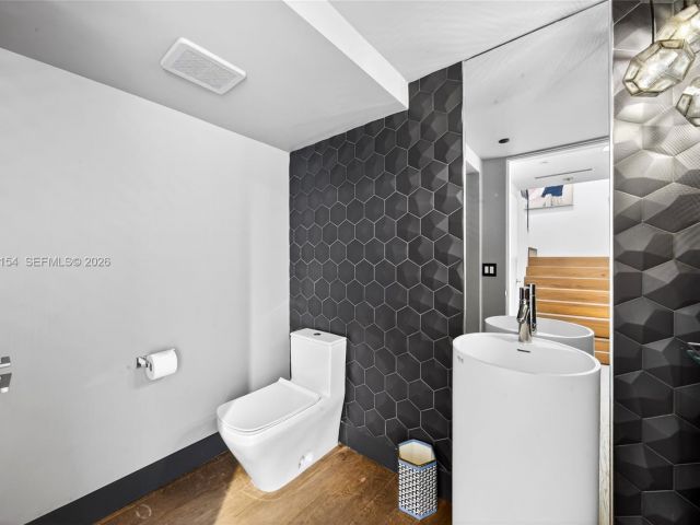 Apartment for rent  Unit #3407 - photo 7491439