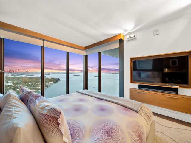 Apartment for rent  Unit #3407 - photo 7491445