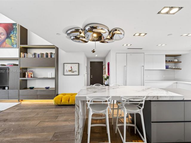 Apartment for sale  Unit #3407 - photo 7491489