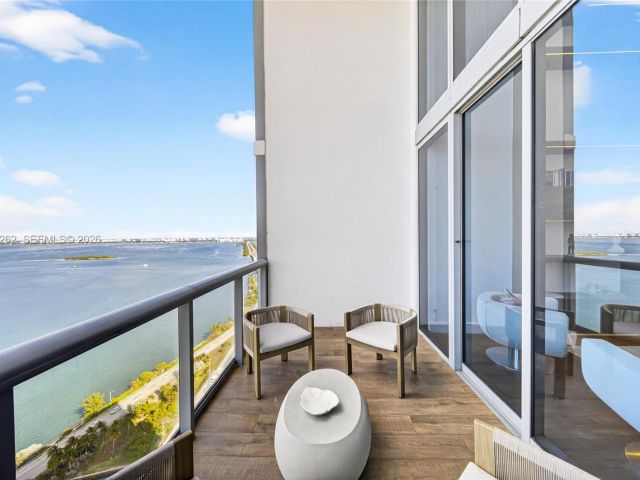 Apartment for sale  Unit #3407 - photo 7491496