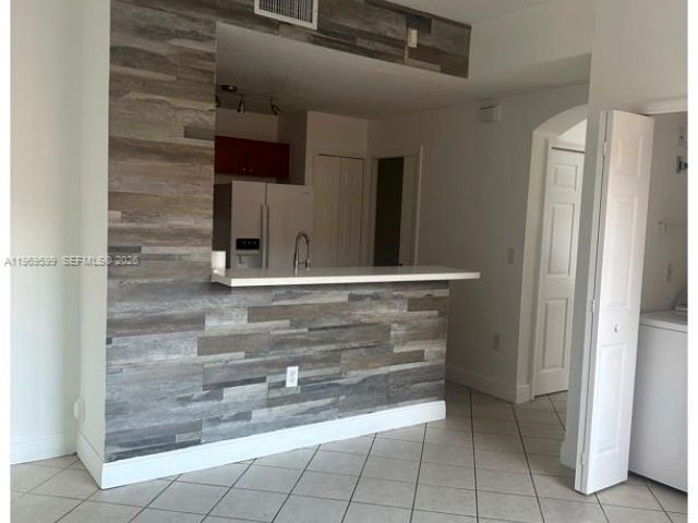 Home for rent at 11438 NW 62nd Ter 226 - photo 7485867