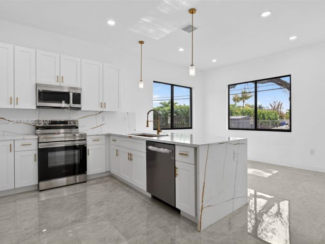 Home for sale at 3050 NW 24th St - photo 7482479