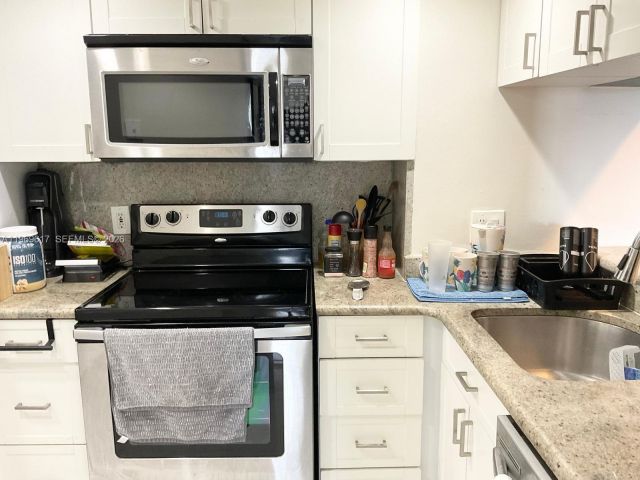 Apartment for sale  Unit #704 - photo 7479125