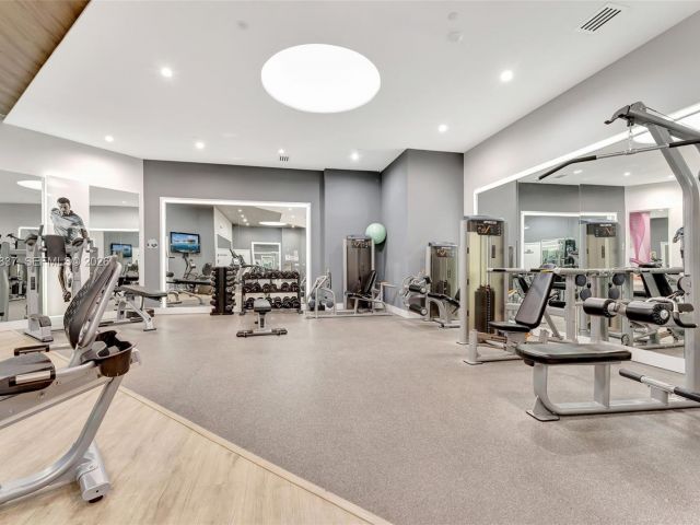 Apartment for sale  Unit #701 - photo 7504528