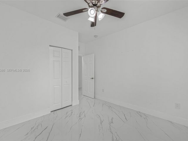 Home for sale at 642 SE 37th PL - photo 7493160