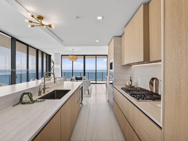 Apartment for rent  Unit #906 - photo 7504827