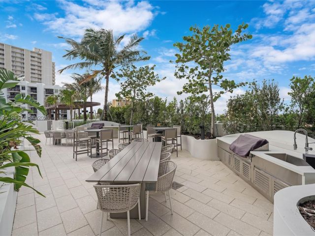 Apartment for rent  Unit #906 - photo 7504836