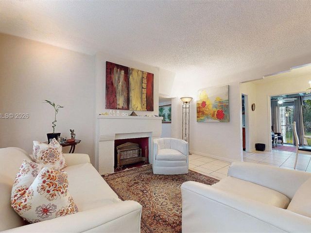 Home for sale at 1611 SW 21st St - photo 7525306