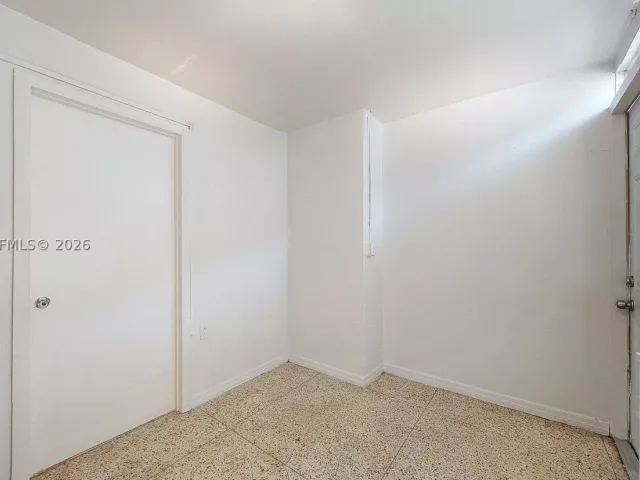 5-bedroom home for sale in Miami - 1611 SW 21st St - MondialRealty