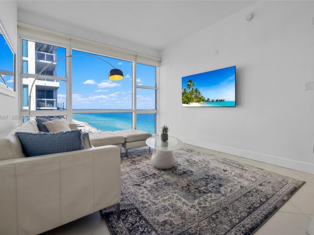 Apartment for rent  Unit #PH11 / Deed PH02 - photo 7521615