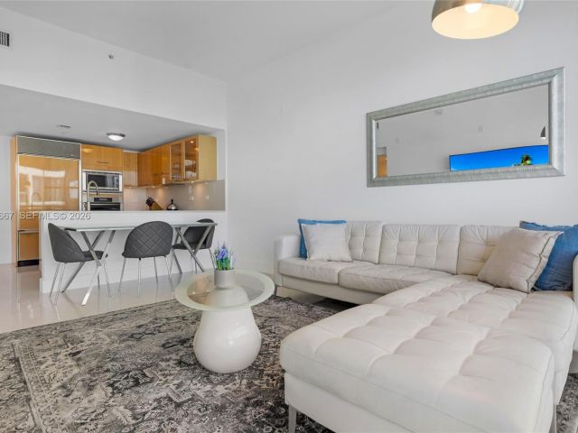 Apartment for rent  Unit #PH11 / Deed PH02 - photo 7521619