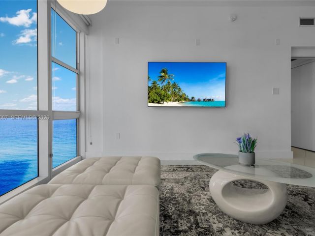 Apartment for rent  Unit #PH11 / Deed PH02 - photo 7521630