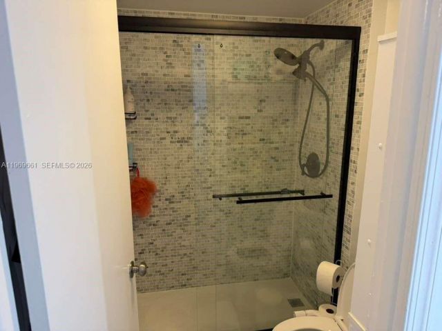 Apartment for rent  Unit #423 - photo 7510187