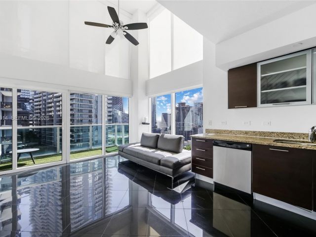 Apartment for sale  Unit #1116 - photo 7530095