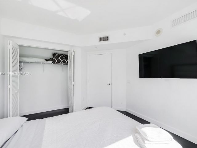 Apartment for sale  Unit #1116 - photo 7530105