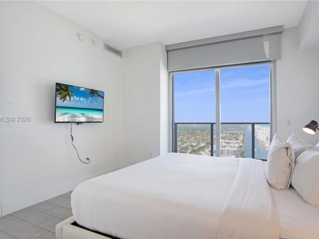 Apartment for sale  Unit #T4002 - photo 7512981