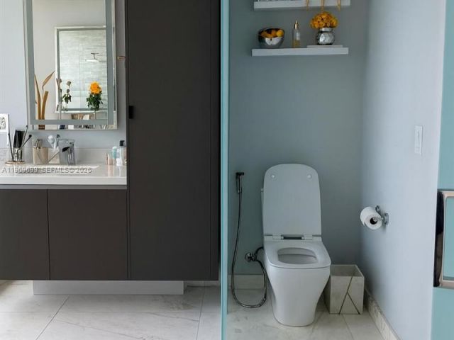 Apartment for rent  Unit #2212 - photo 7488225