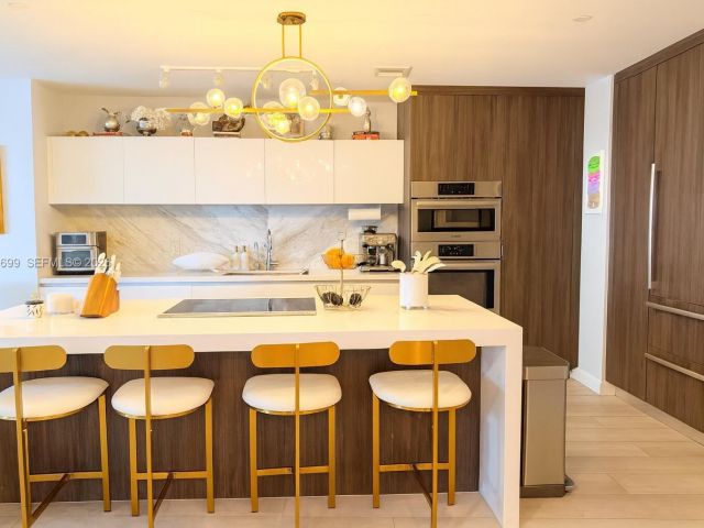 Apartment for rent  Unit #2212 - photo 7488226