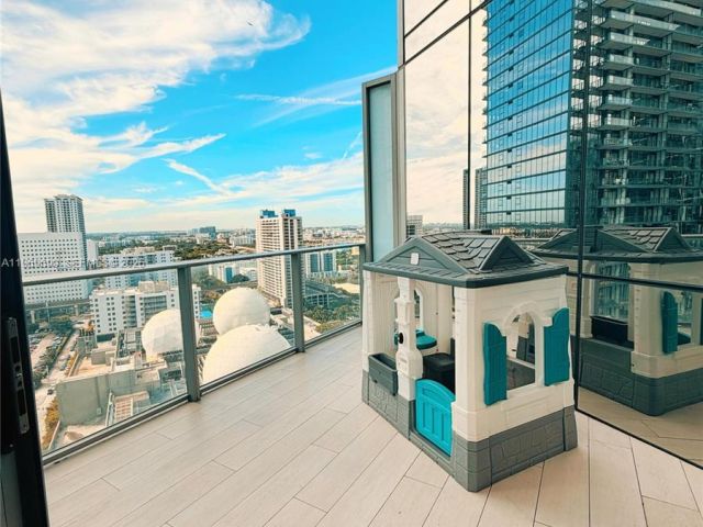 Apartment for rent  Unit #2212 - photo 7488231