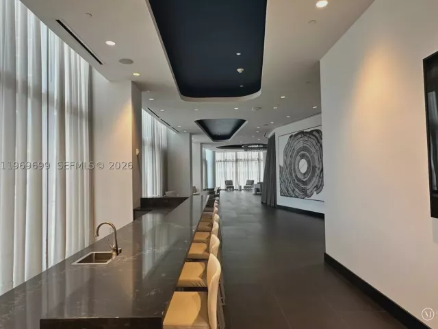 3-bedroom condo for rent in Miami - 851 NE 1st Ave 2212 - MondialRealty